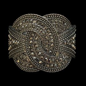 Rhinestone cuff bracelet with spring close